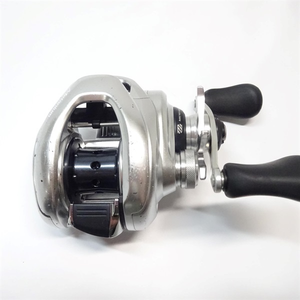 １６メタニウムＭＧＬＲＩＧＨＴ